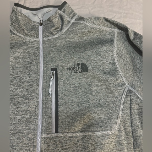 The North Face Medium Grey Lightweight Jacket in Large - Picture 7 of 8